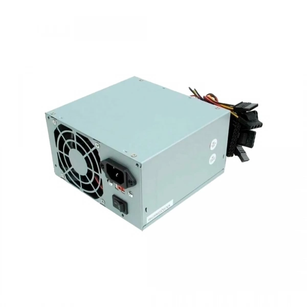 Conector de 24 4 pines. 